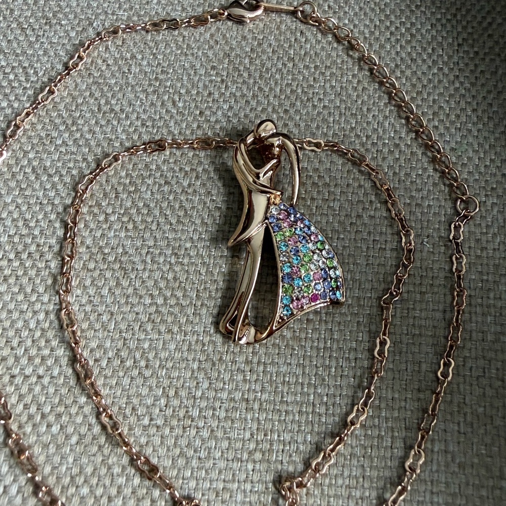 Romeo & Juliet 18KRGP  Multicolor Pendant Necklace